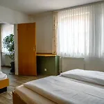 Bergstube Бад-Лангензальца