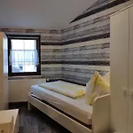 Bergstube Гостевой дом Бад-Лангензальца