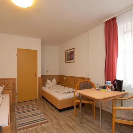 Bergstube 바트 랑엔잘차