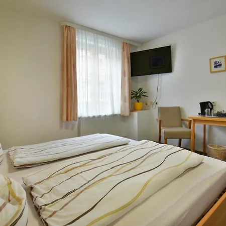 Bergstube 바트 랑엔잘차