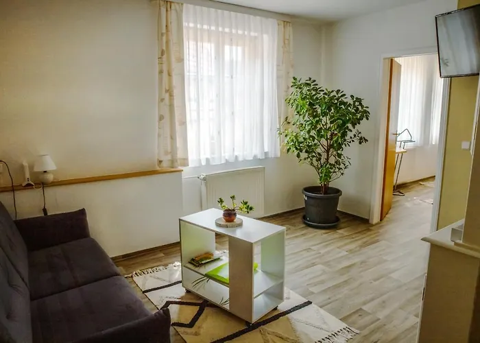 Bergstube 4* Бад-Лангензальца