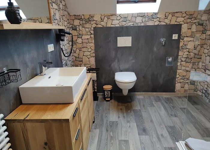 Bergstube Бад-Лангензальца